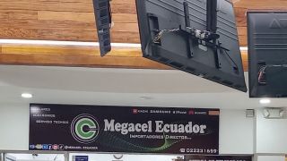 tiendas para comprar new play quito Megacel Ecuador