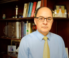 clinicas urologia quito Dr. Carlos Montenegro Z. - Cirujano Urólogo