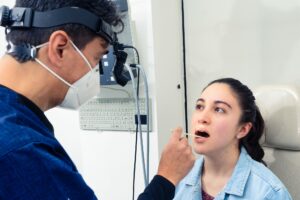 especialistas esclerodermia quito Dr. Rodrigo Castrillón